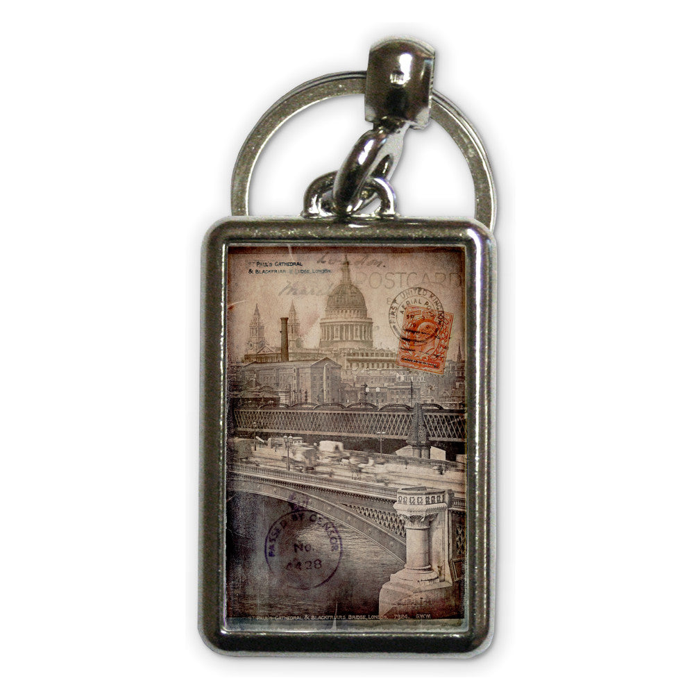 St Pauls Cathedral, London Metal Keyring