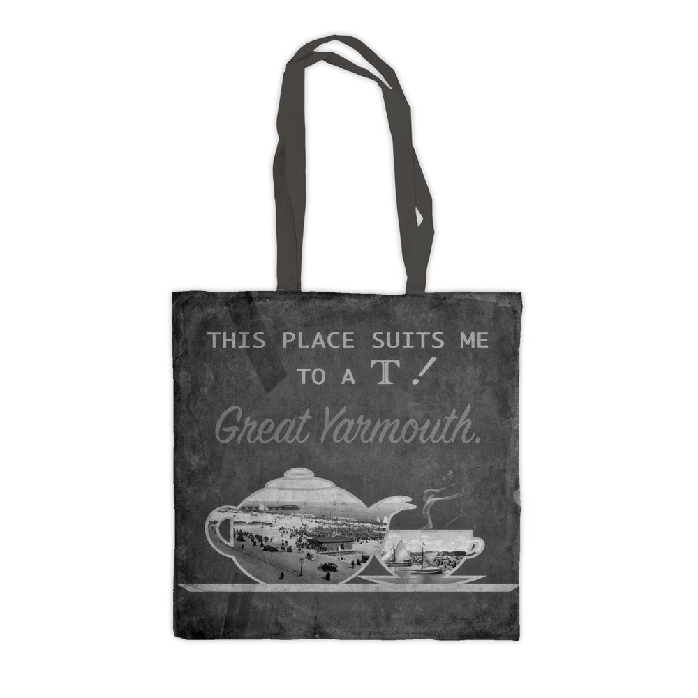 Great Yarmouth suits me to a T! Premium Tote Bag