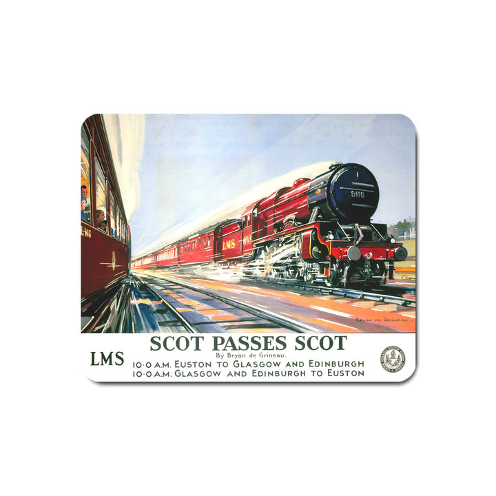 Scot passes scot - Mouse Mat