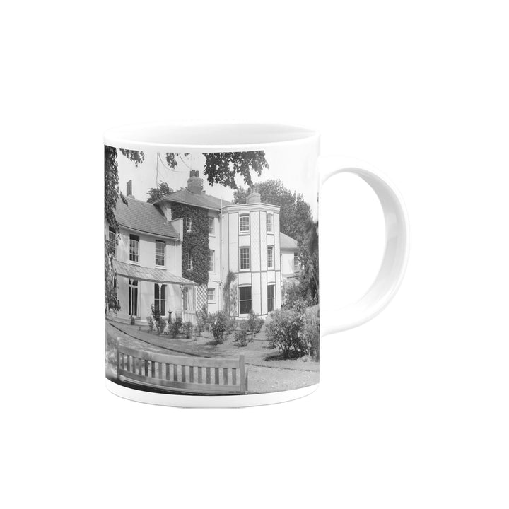 Black and White Modern House Mug