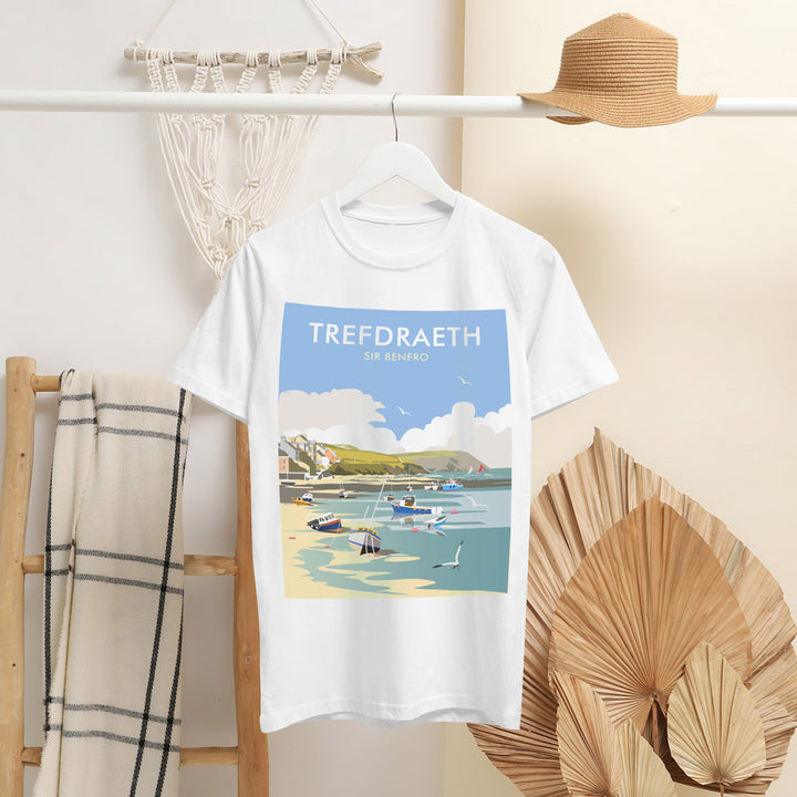 Trefdraeth, Sir Benfro T-Shirt by Dave Thompson